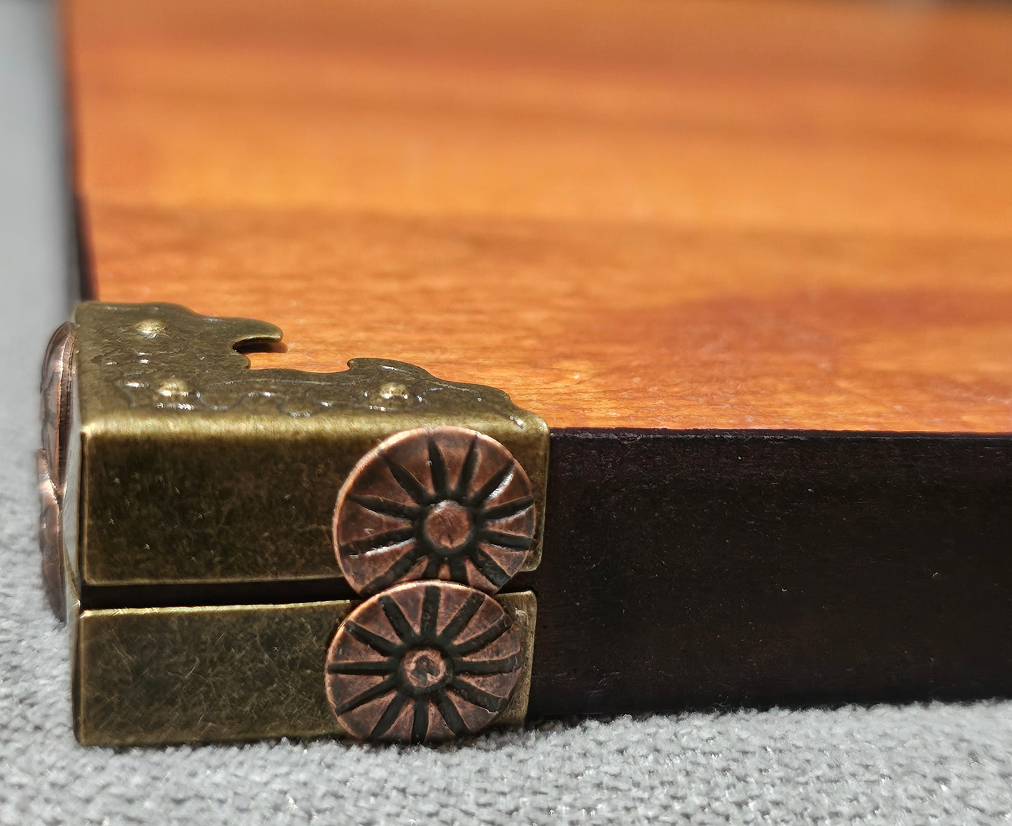 ASW Birch Wood Coffee Table with Trapezoid Legs, Rectangular Center Table, Living Room, Home Office, Furniture, Natural Dark Honey